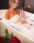 Анкета проститутки Викуля - метро Арбат, возраст - 23